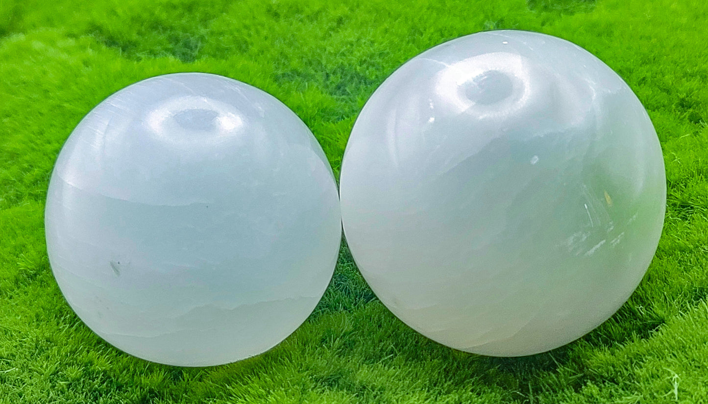 Selenite Spheres